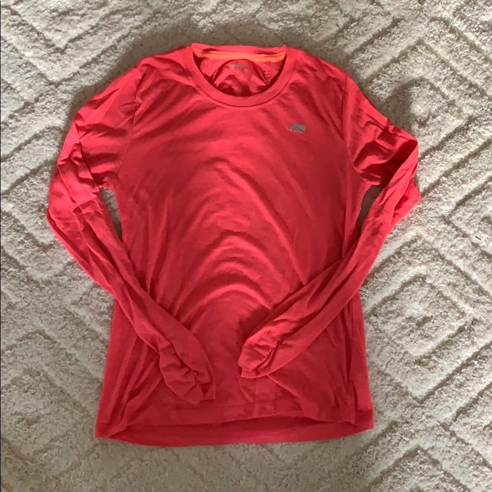 Women’s Athletic Top